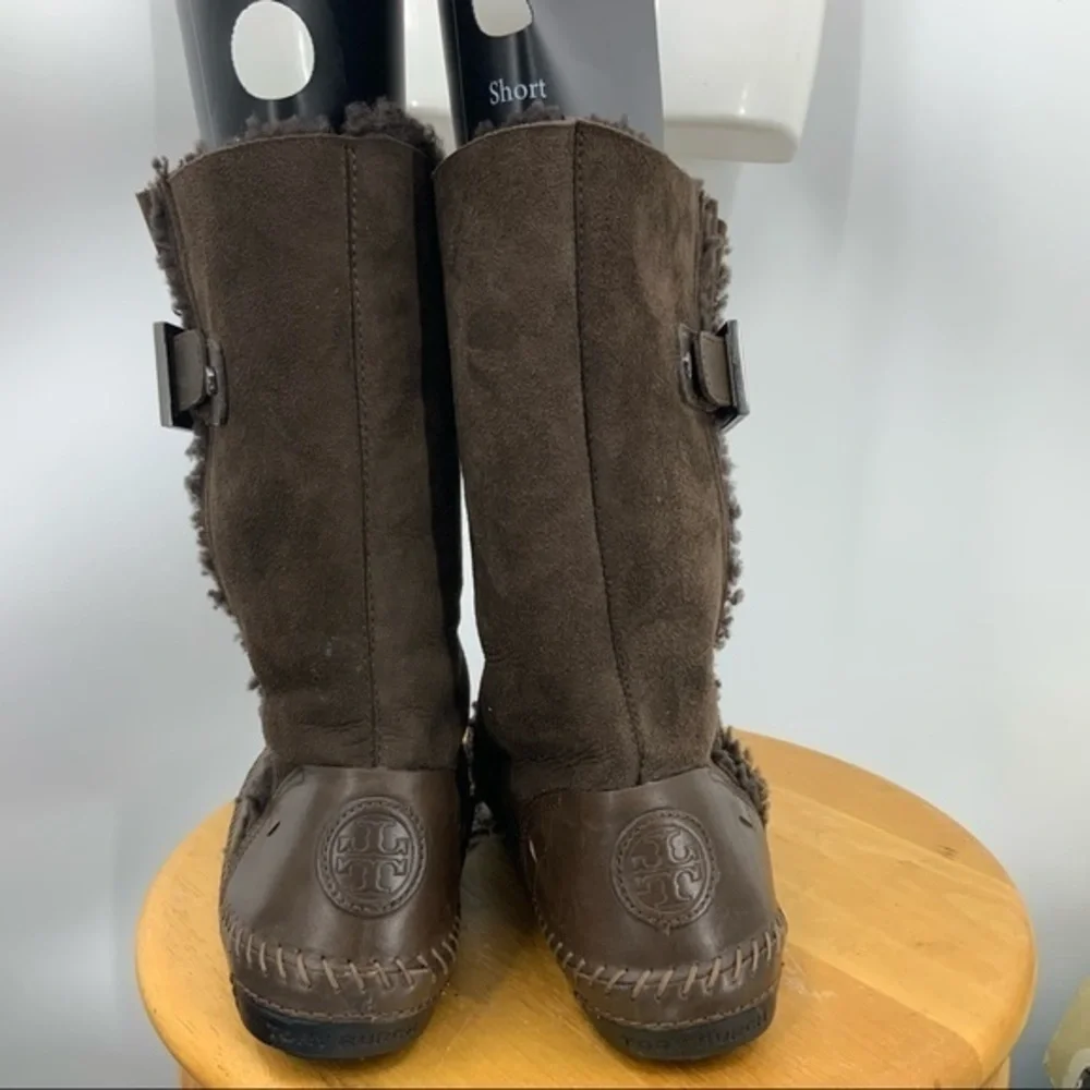 Tory Burch Moccasin style brown Suede boot 8
